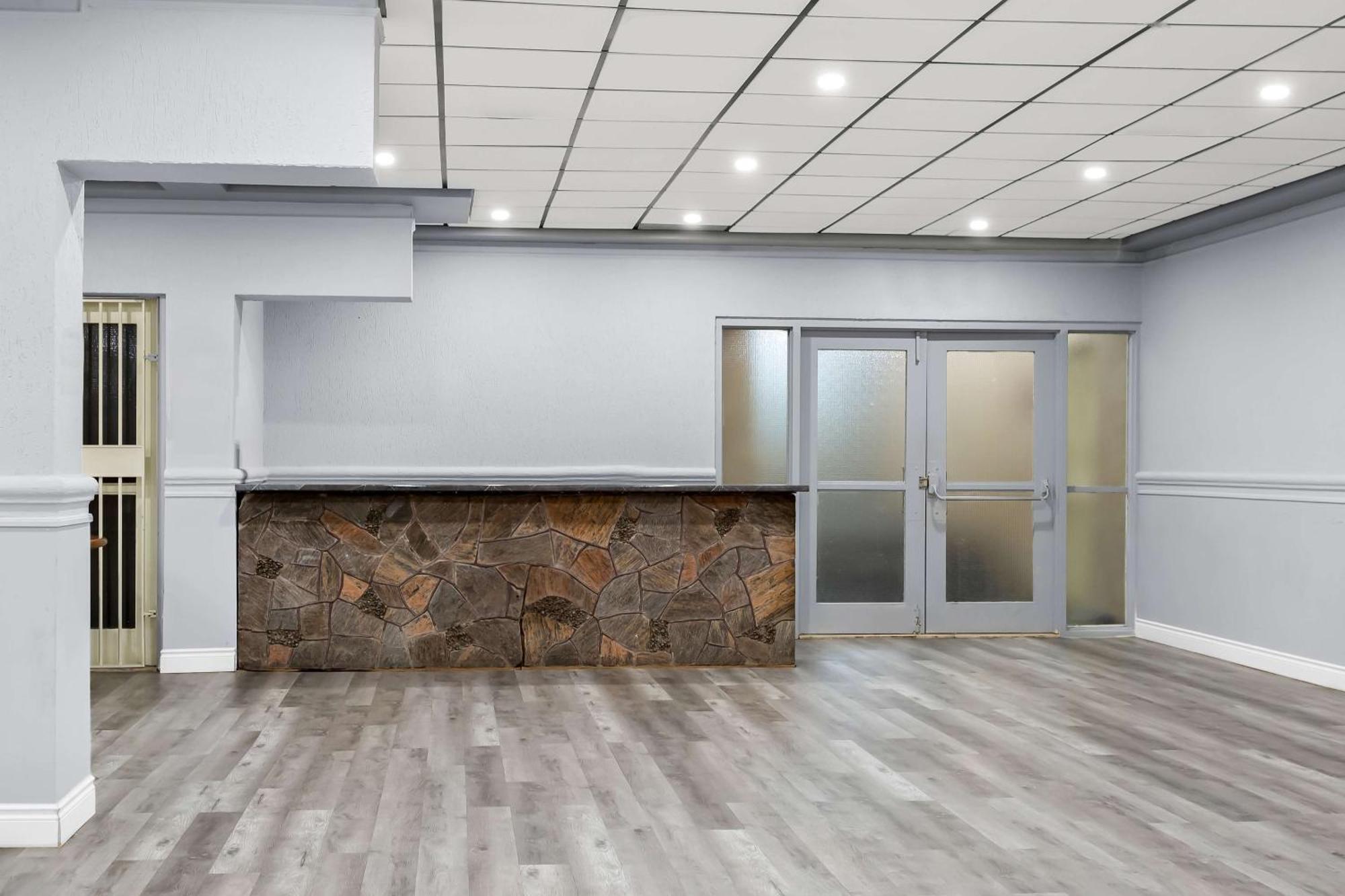 Surestay Plus By Best Western Windsor Esterno foto