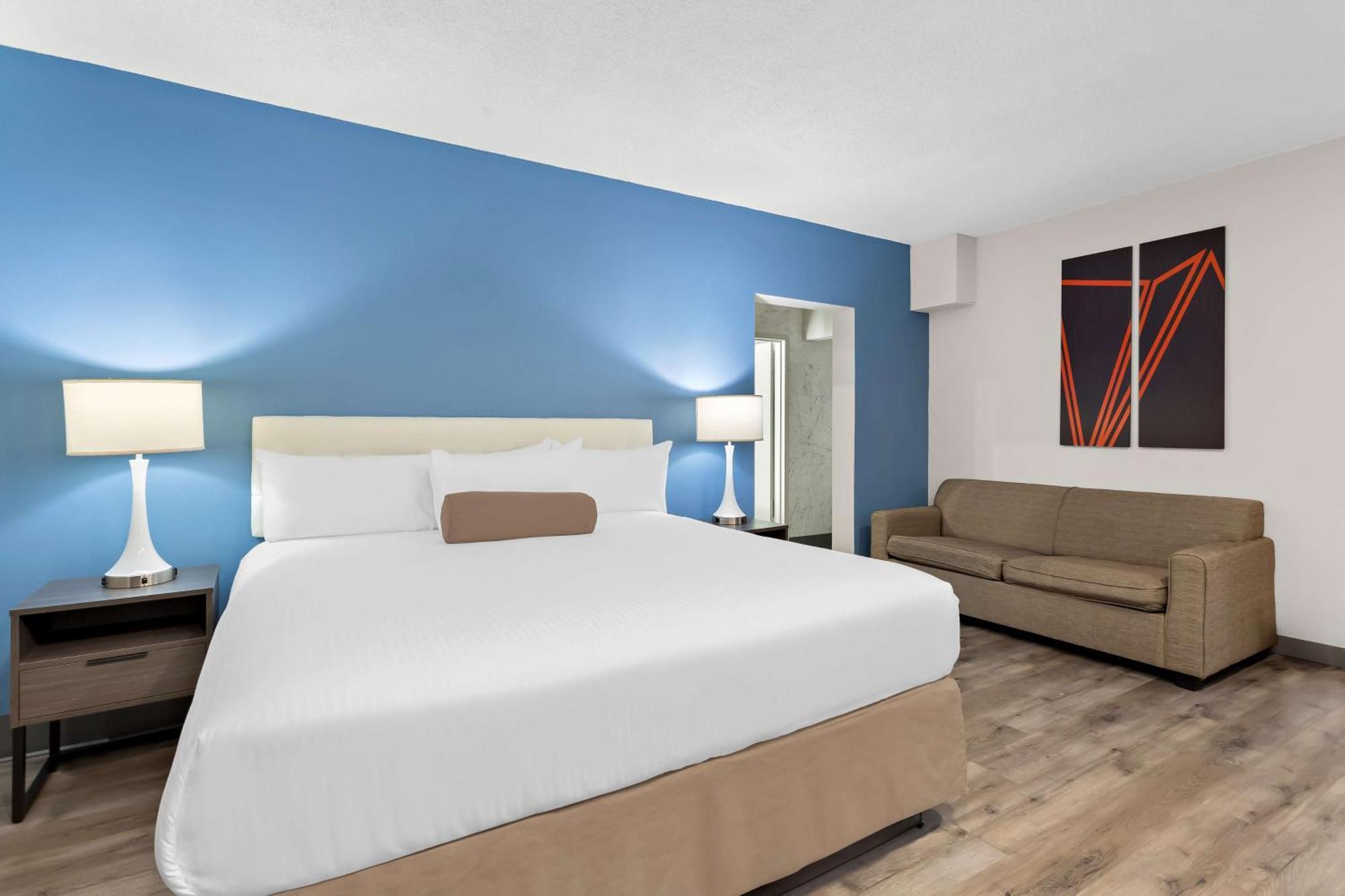 Surestay Plus By Best Western Windsor Esterno foto