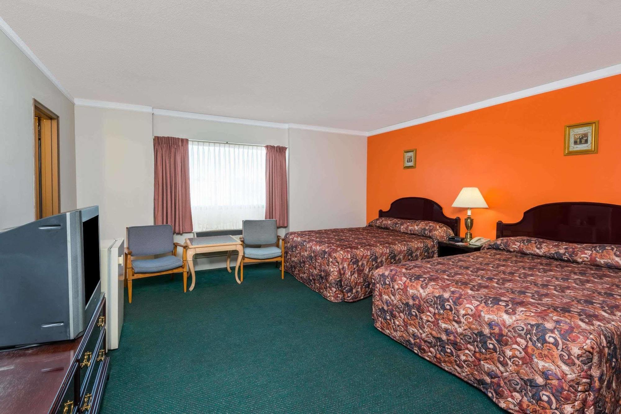 Surestay Plus By Best Western Windsor Esterno foto