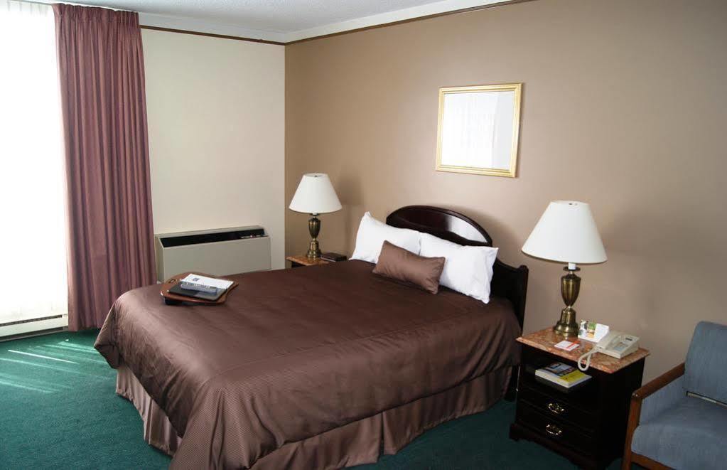 Surestay Plus By Best Western Windsor Esterno foto